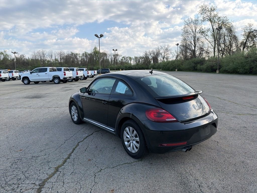 2019 Volkswagen Beetle 2.0T S