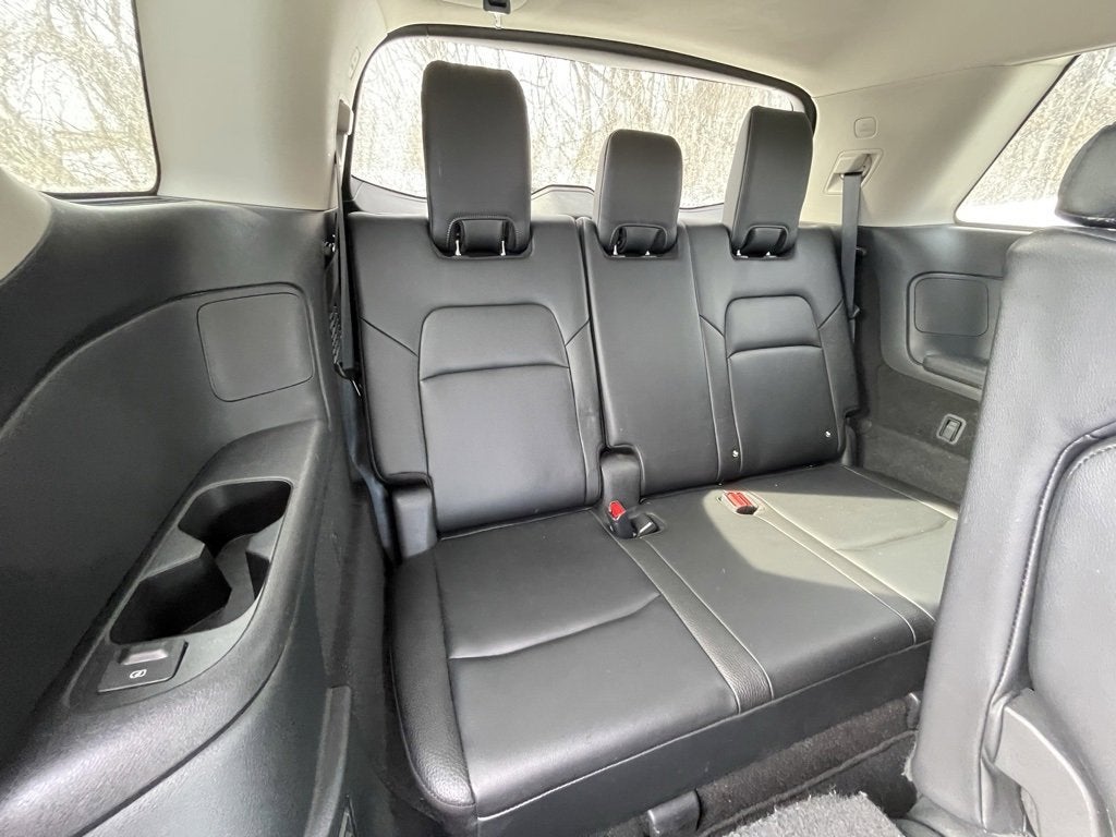 2023 Nissan Pathfinder SL 4WD