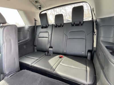 2023 Nissan Pathfinder SL 4WD