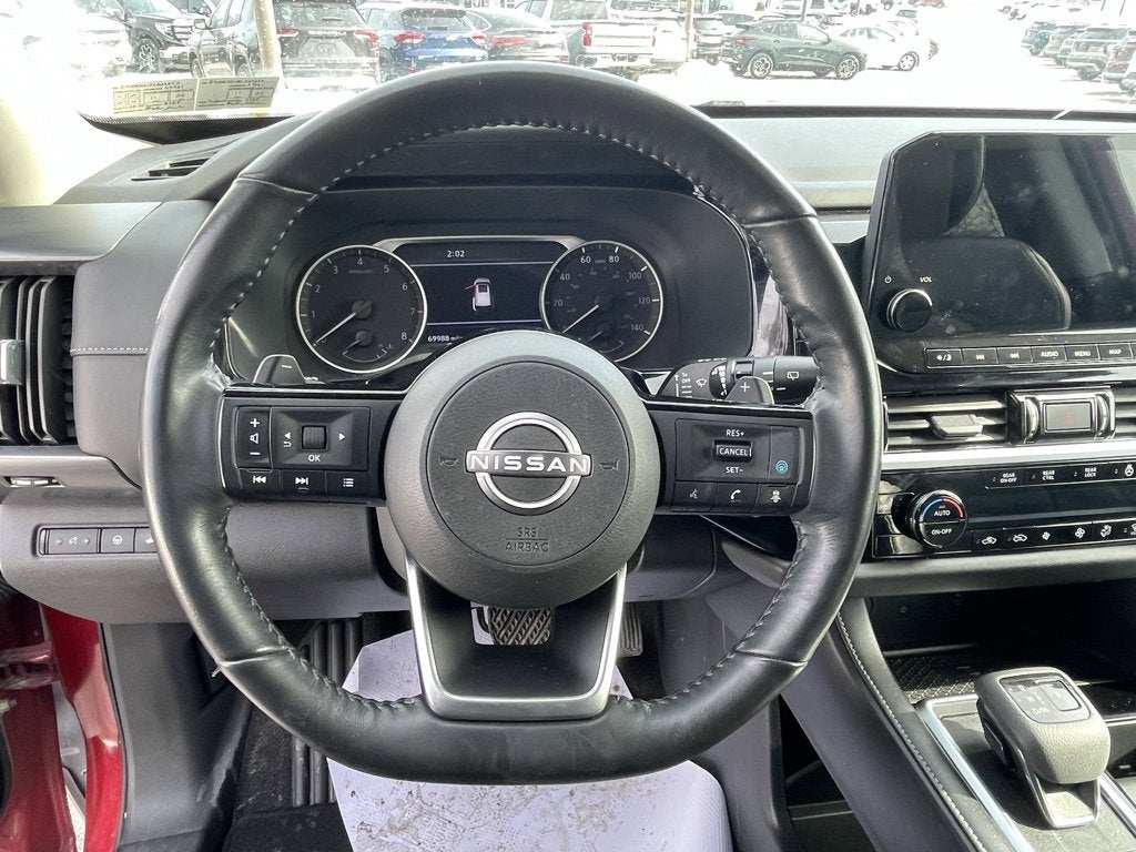 2023 Nissan Pathfinder SL 4WD