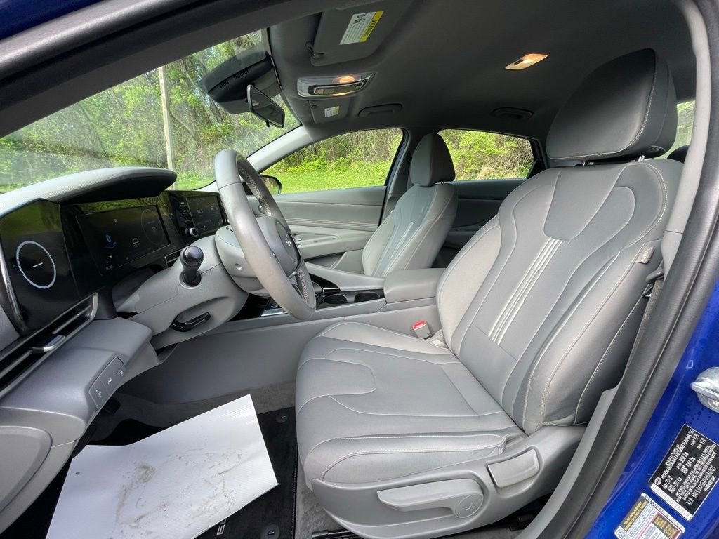 2022 Hyundai Elantra SEL