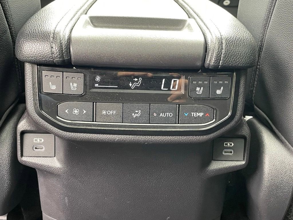 2025 Toyota Grand Highlander Hybrid Platinum MAX