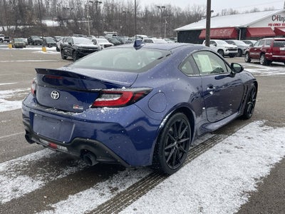 2024 Toyota GR86 Premium