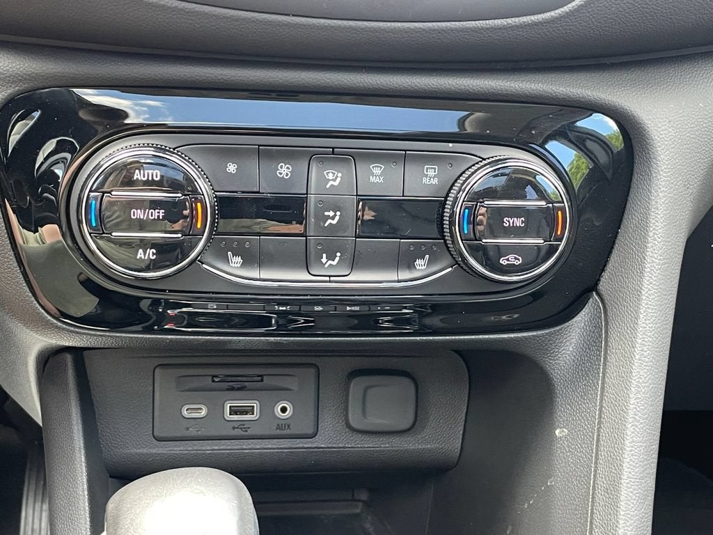 2023 Buick Encore GX Essence
