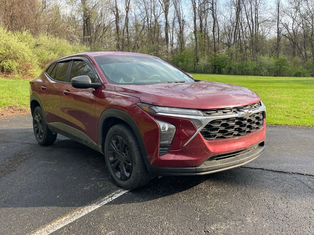 2025 Chevrolet Trax LS