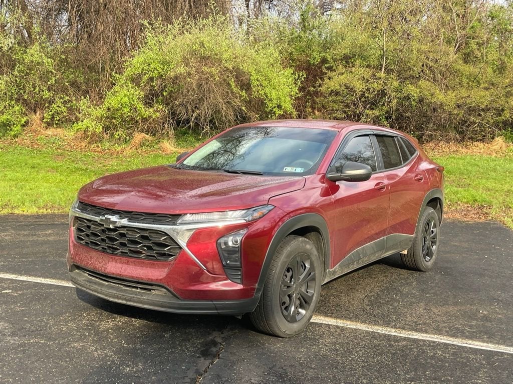 2025 Chevrolet Trax LS