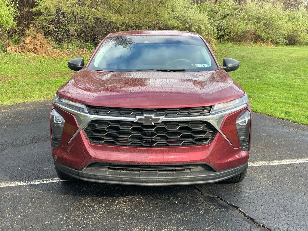 2025 Chevrolet Trax LS