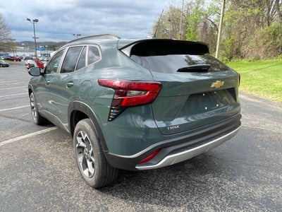 2025 Chevrolet Trax LT
