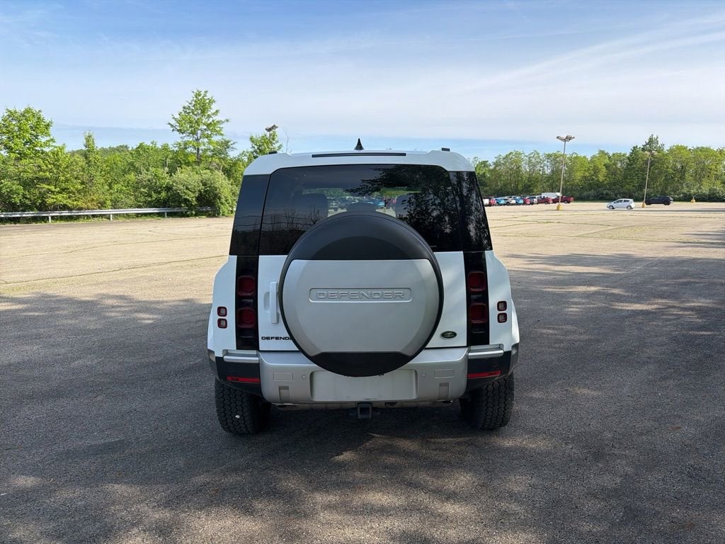 2023 Land Rover Defender 110 S