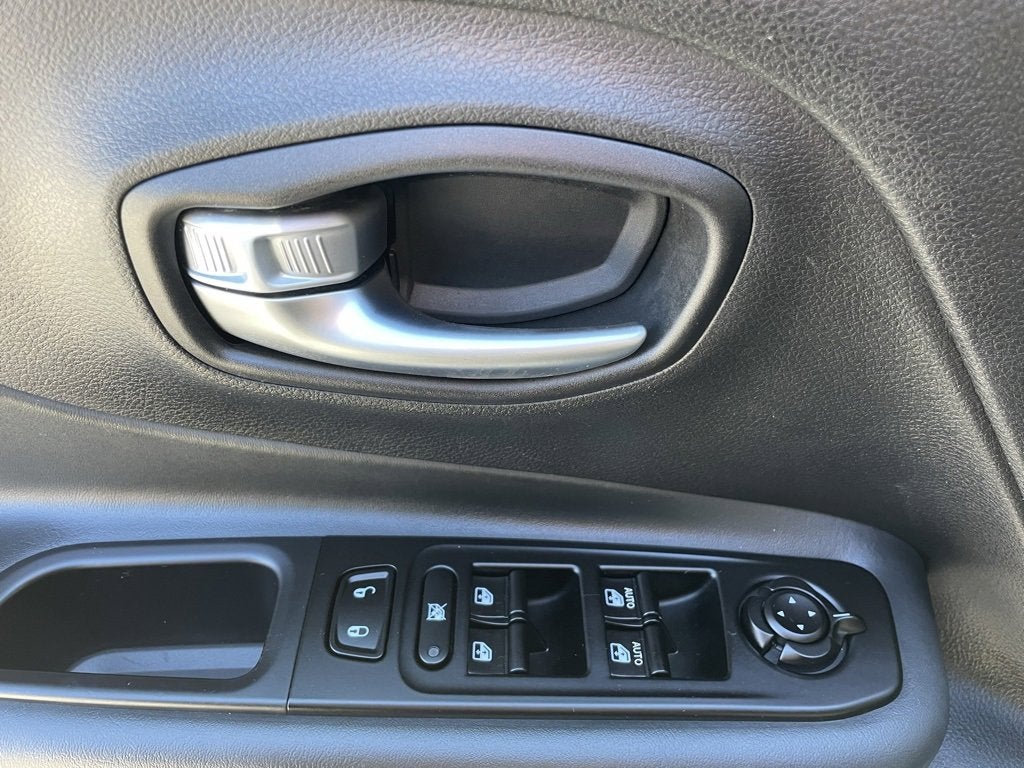 2022 Jeep Renegade Altitude 4x4