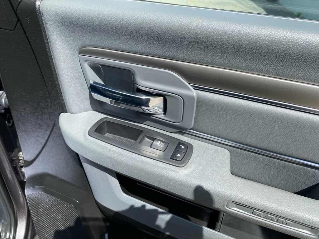 2019 RAM 1500 Classic Warlock Crew Cab 4x4 5'7" Box