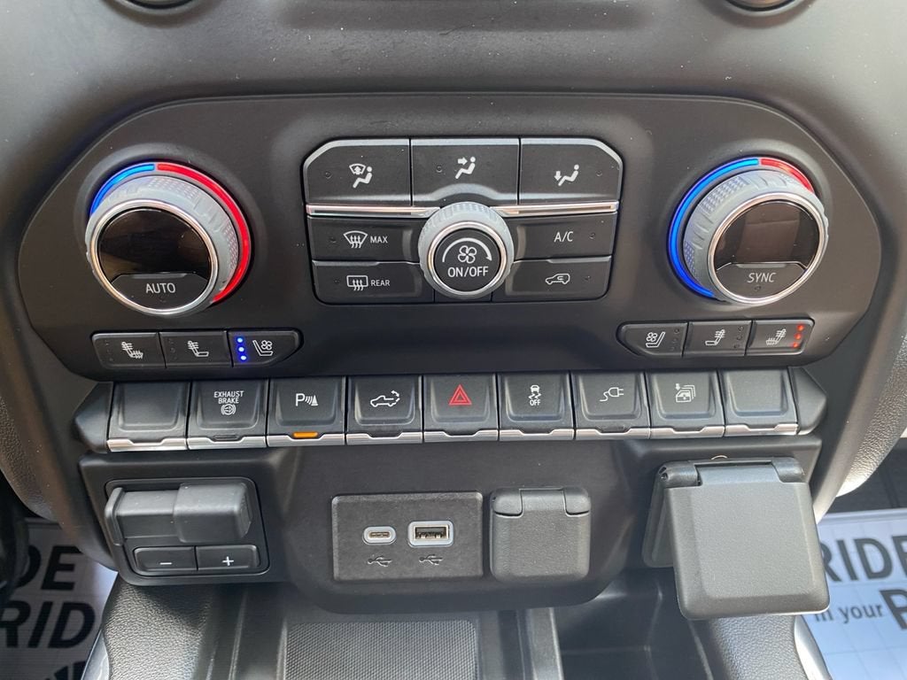2022 Chevrolet Silverado 3500 HD High Country DRW