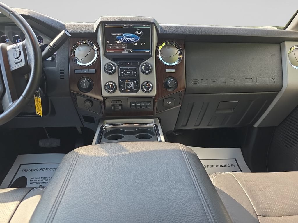 2015 Ford Super Duty F-250 SRW Lariat