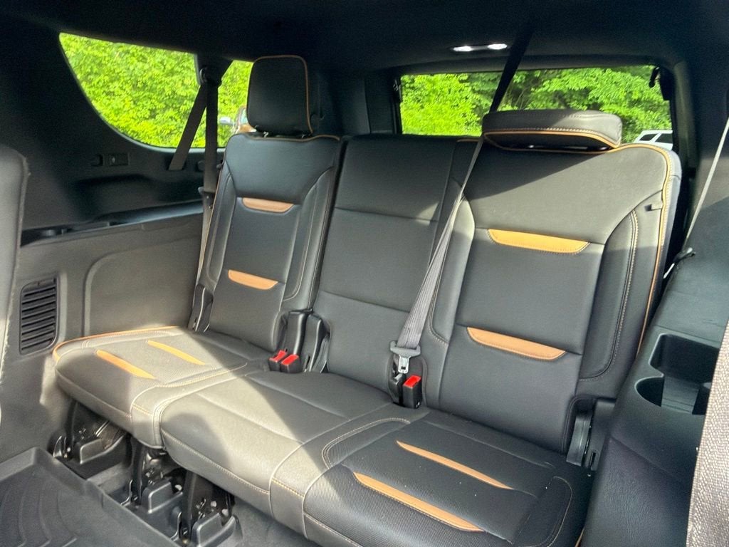 2023 GMC Yukon XL AT4