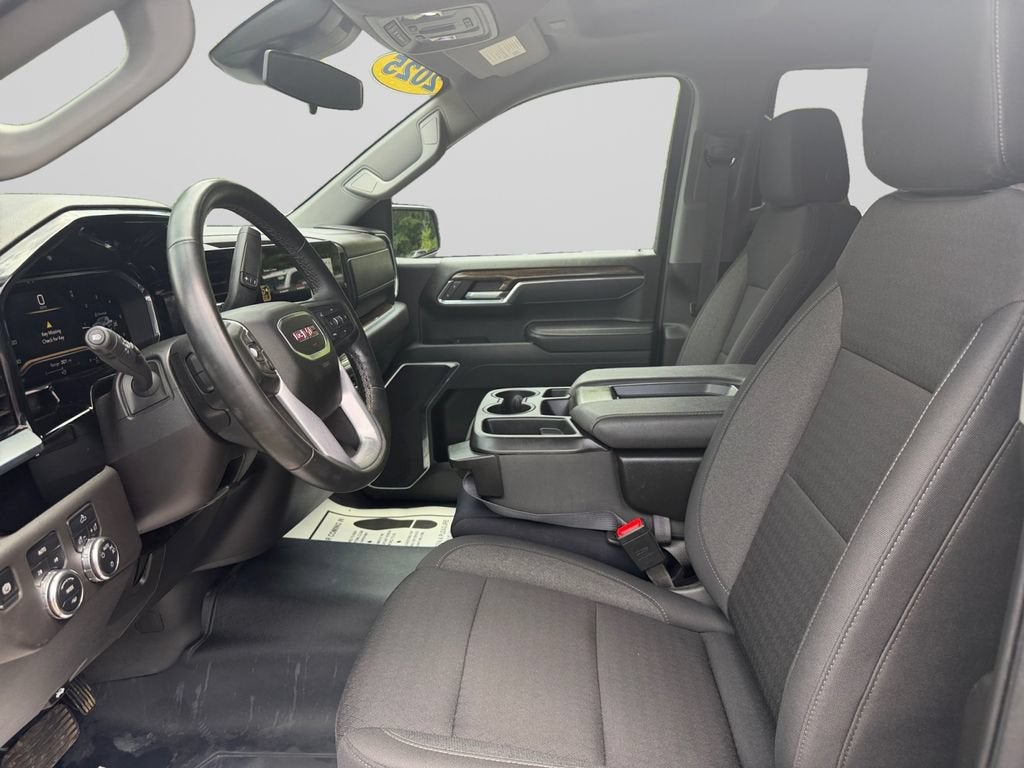 2025 GMC Sierra 1500 SLE