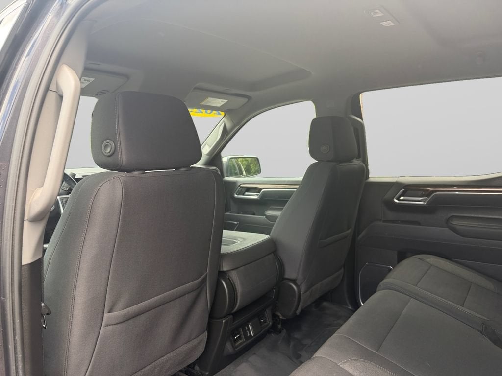 2025 GMC Sierra 1500 SLE