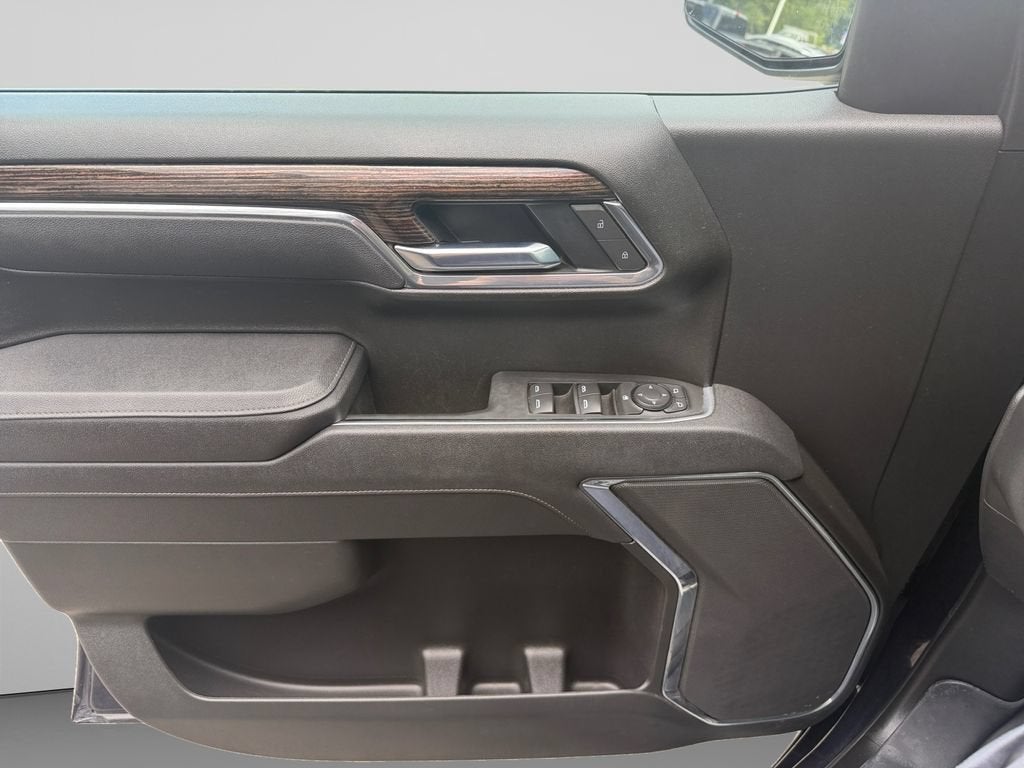 2025 GMC Sierra 1500 SLE