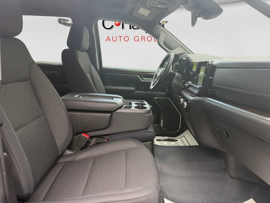 2025 GMC Sierra 1500 SLE