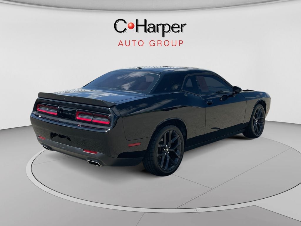 2021 Dodge Challenger SXT