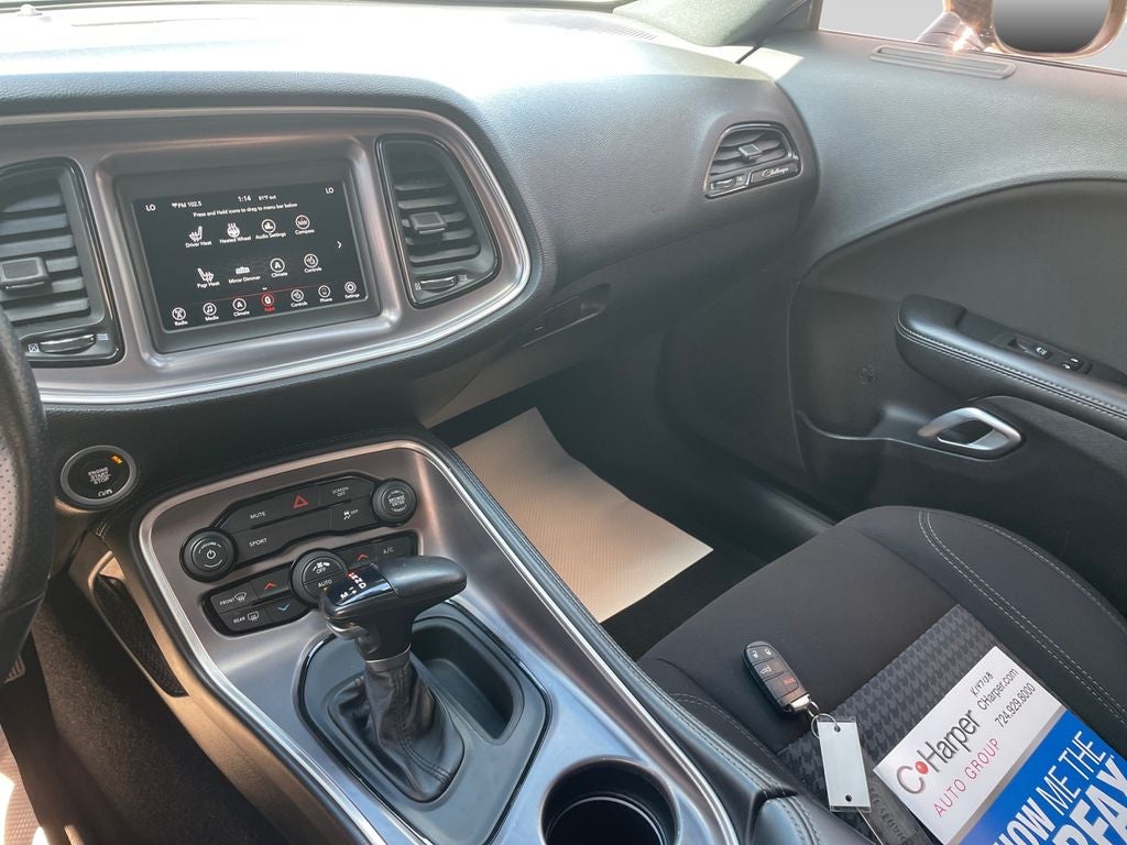 2021 Dodge Challenger SXT