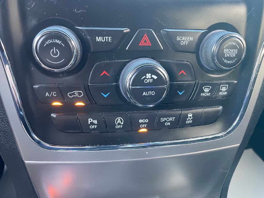 2019 Jeep Grand Cherokee Laredo E 4x4