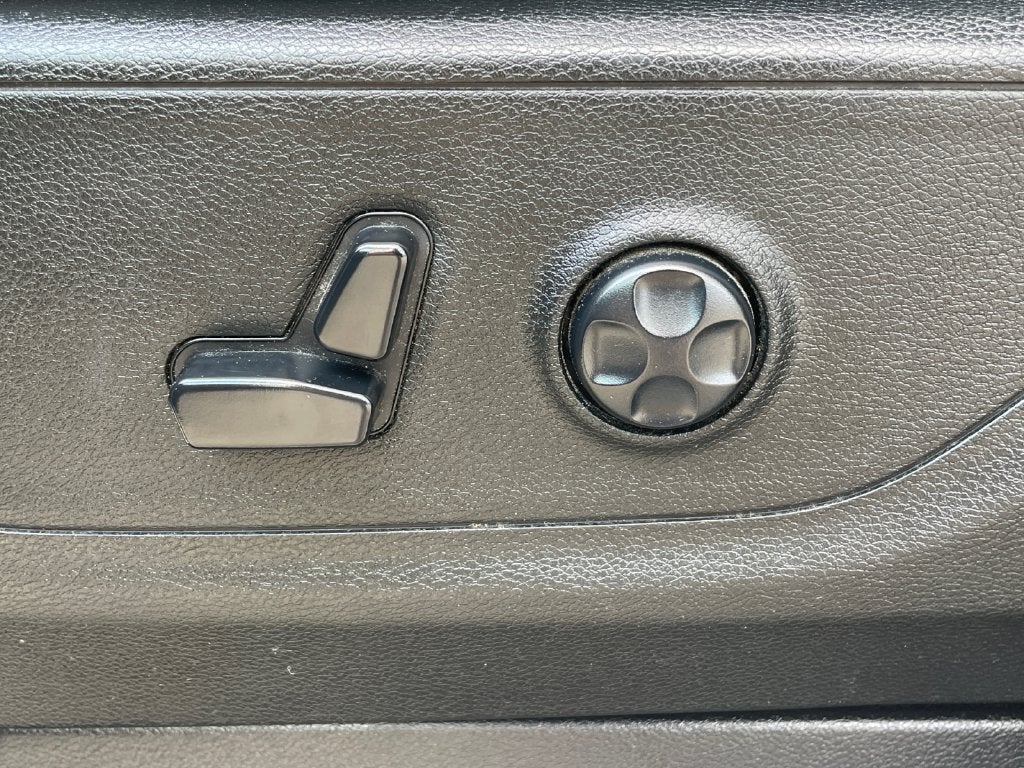 2019 RAM 1500 Big Horn/Lone Star Crew Cab 4x4 6'4" Box