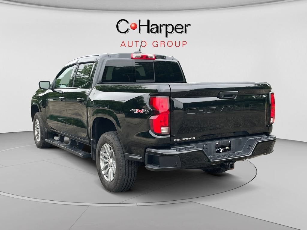 2025 Chevrolet Colorado WT/LT