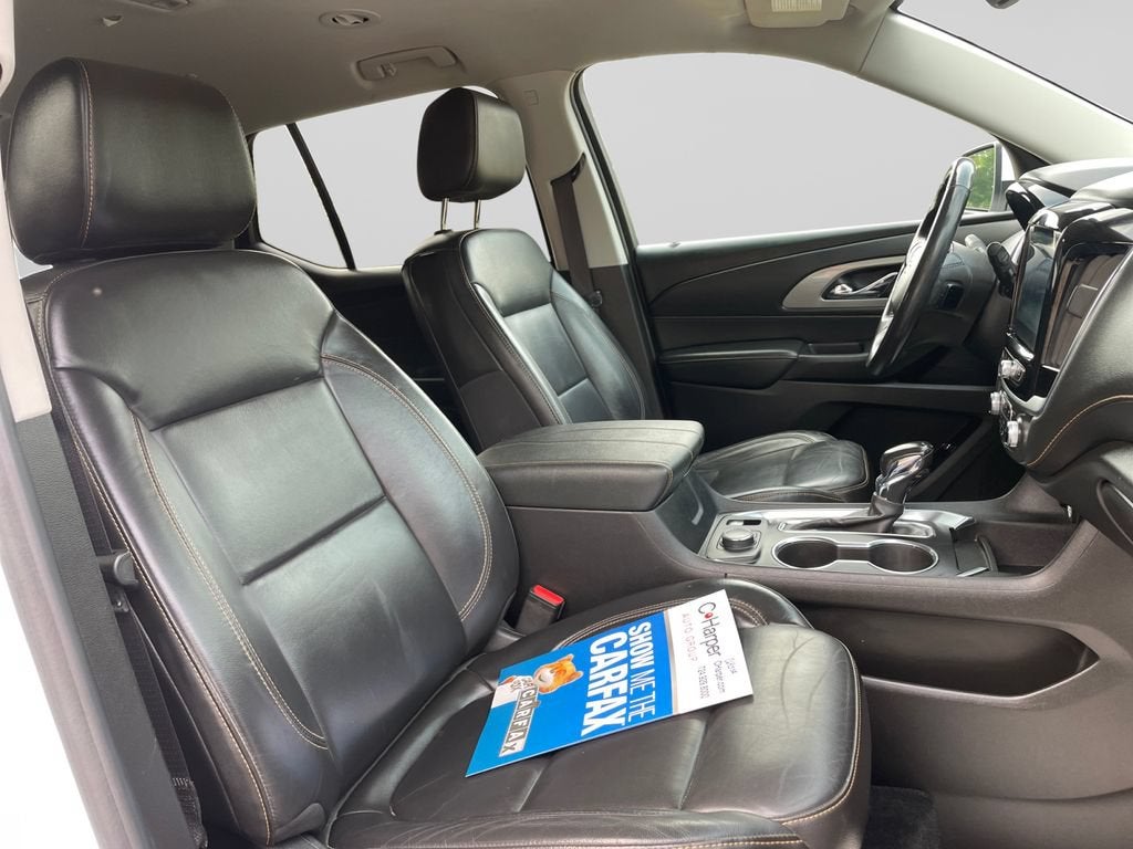 2021 Chevrolet Traverse LT Leather