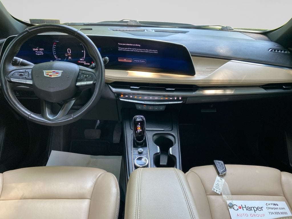 2024 Cadillac XT4 Premium Luxury