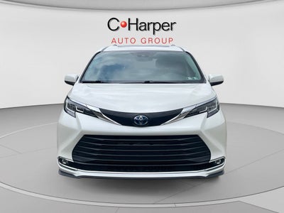 2021 Toyota Sienna XLE