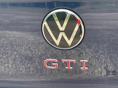 2023 Volkswagen Golf GTI 2.0T SE